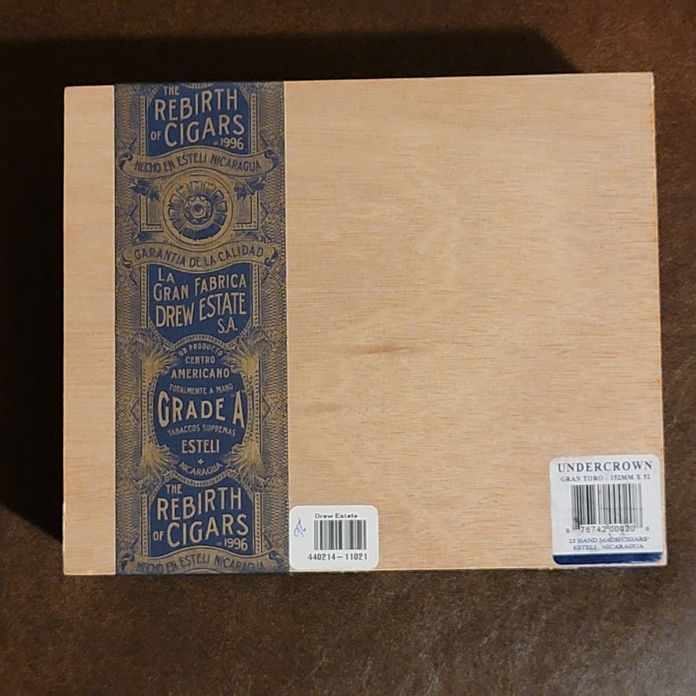 Empty Cigar Box - Picture 7 of 8